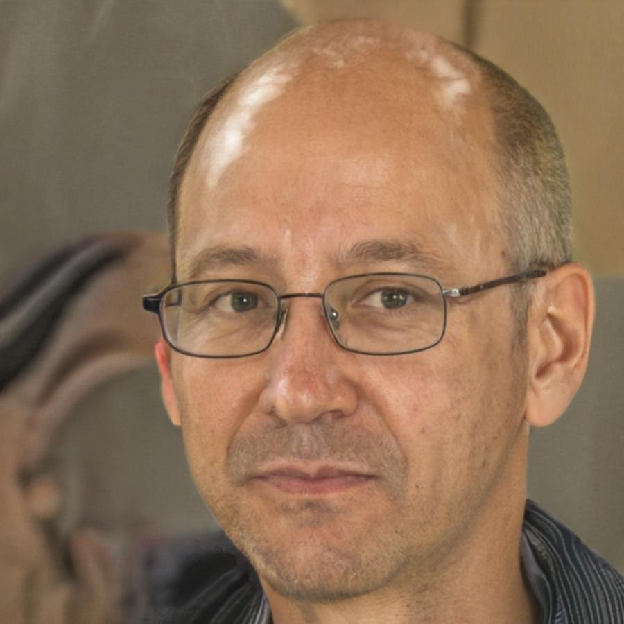 Drago Halvorsen, International Student Financial Advisor